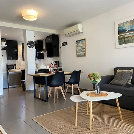 Casa La Zenia, Oasis 4 *