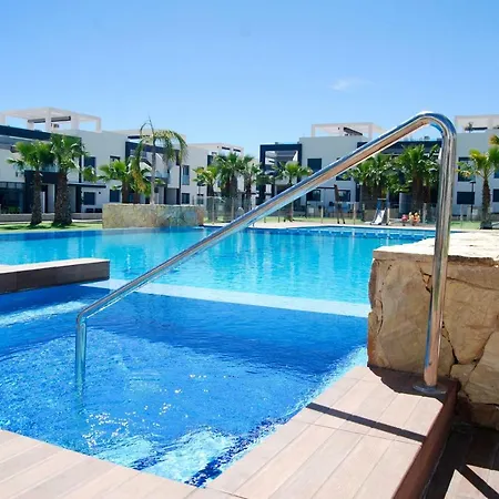 Casa La Zenia, Oasis 4